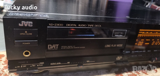DAT JVC XD Z1100