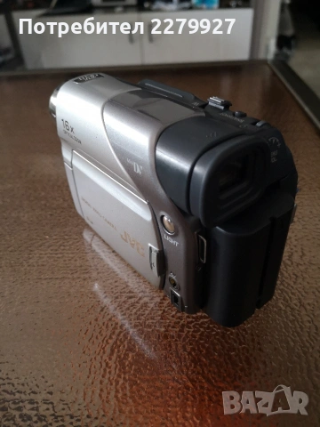 JVC Digital Camcorder GR-D33 Mini DV, снимка 5 - Камери - 54788722