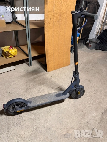 Електрическа тротинетка Xiaomi Mi Electric Scooter 3, снимка 3 - Друга електроника - 53973285