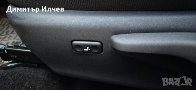 Toyota Auris D4T, снимка 9 - Автомобили и джипове - 55129729