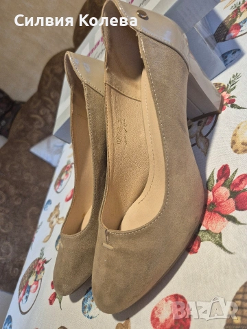 Обувки златисти, снимка 4 - Дамски обувки на ток - 54020802