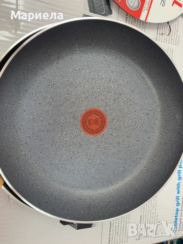 Tefal 28см. тиган с незалепващо покритие, снимка 4 - Съдове за готвене - 54866282
