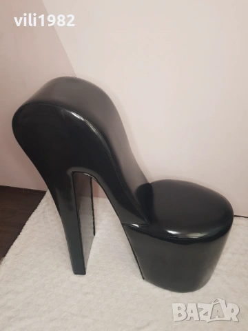 Уникален Стол Токче Черен Лак, снимка 3 - Столове - 54023980