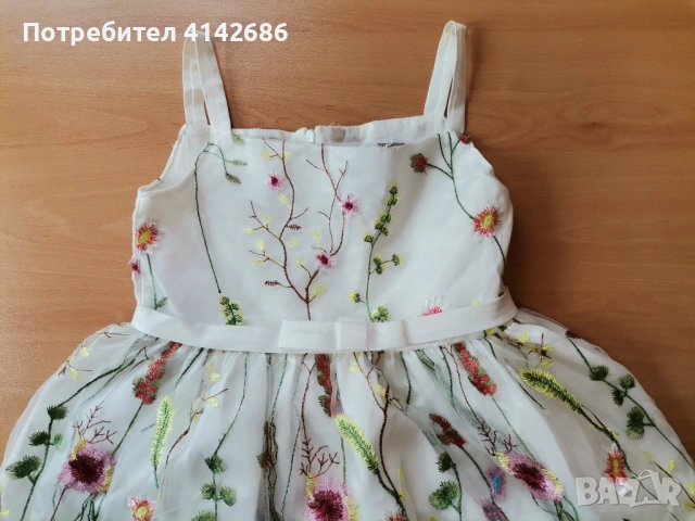Детска рокля на цветя, снимка 3 - Детски рокли и поли - 54366602