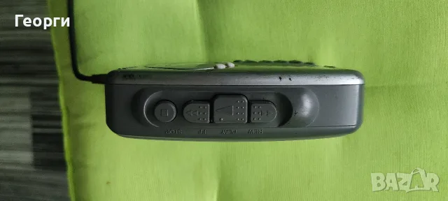 Уолкмен с радио Sony (Walkman), снимка 2 - Радиокасетофони, транзистори - 55662122