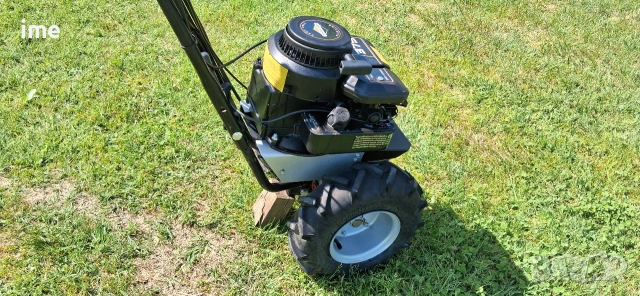 Бензинова палцова косачка - акме. НОМЕР 44. Briggs&Stratton. Четиритактов двигател. 3.5 кс..., снимка 3 - Градинска техника - 54769335