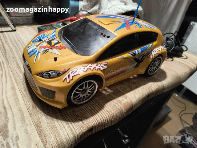 Traxxas Ford fiesta rc кола, снимка 3 - Други игри - 55160387