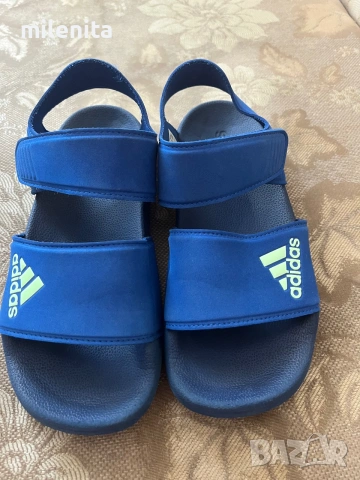 Детски сандали adidas 34номер, снимка 2 - Детски сандали и чехли - 55011459