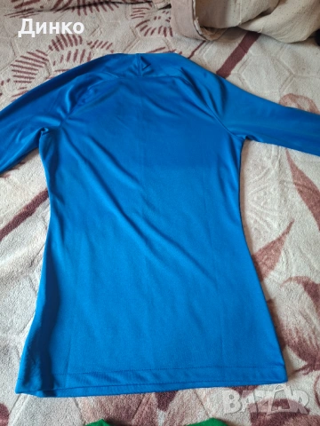 Тениски с дълъг ръкав Найк!И двете за 10 евро!, снимка 5 - Спортни дрехи, екипи - 54016836