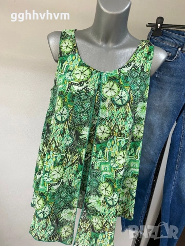 Топ, снимка 2 - Корсети, бюстиета, топове - 54347197