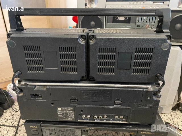 Toshiba RT-8740, снимка 5 - Радиокасетофони, транзистори - 54455756