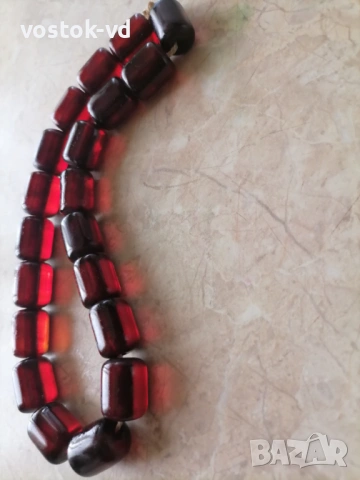 БРОЕНИЦА ЧЕРВЕН КЕХЛИБАР , снимка 14 - Други ценни предмети - 54357940