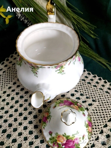 Royal Albert old country rose, снимка 12 - Чаши - 54572540