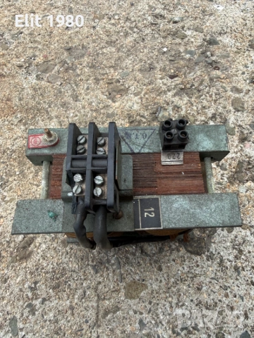 Продавам Трансформатор 220/12V, снимка 5 - Ножове - 52924591