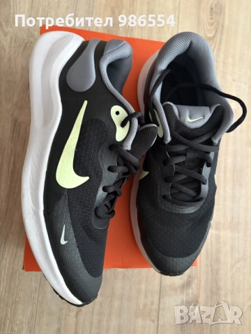 Маратонки Nike 39 номер 