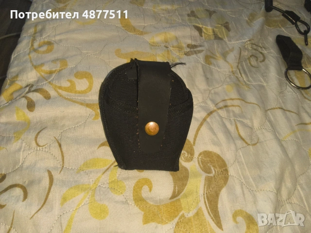 Белезници комплект, снимка 7 - Екипировка - 55177449