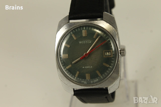 Стар Руски Часовник VOSTOK 2214 Със 18 Камъка, снимка 2 - Антикварни и старинни предмети - 55014345