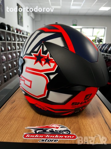 Мото каска SHARK D-SKWAL J.ZARCO Moto GP ,L,тъмен визьор и вградени очила 224.92 лв. / 115 €, снимка 3 - Аксесоари и консумативи - 54961063
