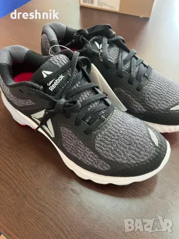 Продавам оригинални спортни обувки Reebok OSR Harmony Road 2.