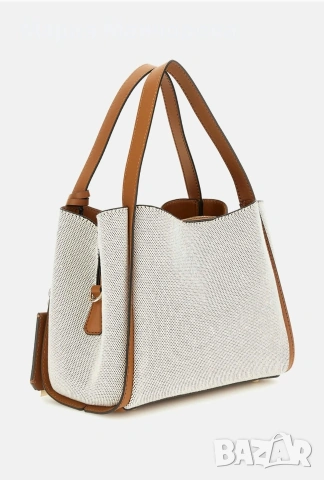 Чанта Guess , снимка 2 - Чанти - 54531227