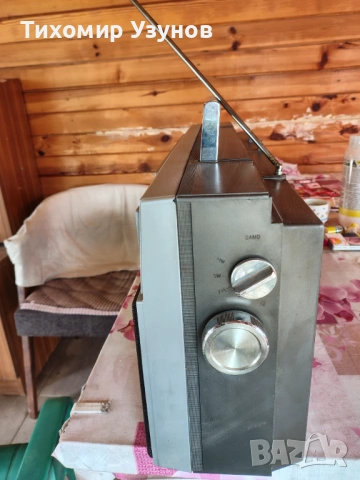 Радиокасетофон, снимка 2 - Радиокасетофони, транзистори - 54338295