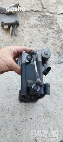 Вихрови клапи Audi A6,A8 3.0, снимка 4 - Части - 55304459