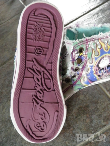 Ed Hardy детски унисекас кецове Uk3,5, снимка 10 - Детски гуменки - 54343024