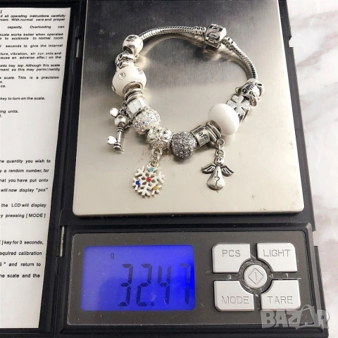 Гривна с талисмани Пандора / Pandora бижу, снимка 3 - Гривни - 54867170