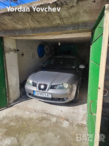 Seat Ibiza 1.9 131 k.с., снимка 9 - Автомобили и джипове - 54071467