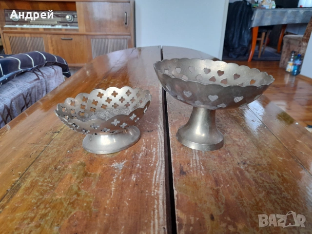 Стар бронзови купи