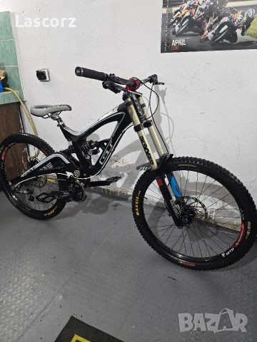 Downhill, колело за спускане GT Fury, fox,RockShox Boxxer, снимка 5 - Велосипеди - 55064747