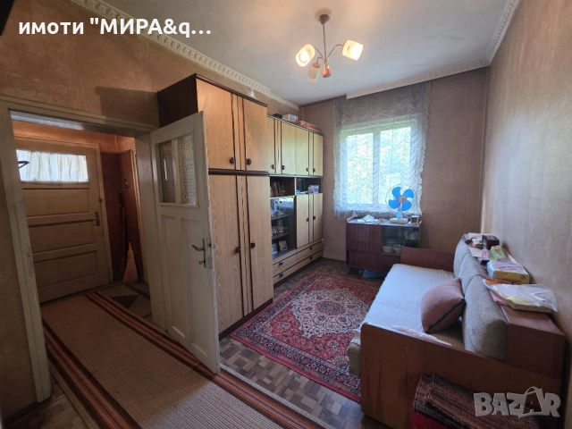 Самостоятелна къща с двор в кв. „Овчарски“, гр. Хасково, снимка 8 - Къщи - 54628253