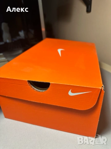 Оригинални Nike маратонки – перфектно състояние, топ комфорт, снимка 4 - Маратонки - 54598221