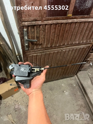 BMW E38 E39 E46 X5 E53 Заключващ мотор на капачката на резервоара / Fuel Flap Actuator OEM 671183521, снимка 2 - Части - 55092746