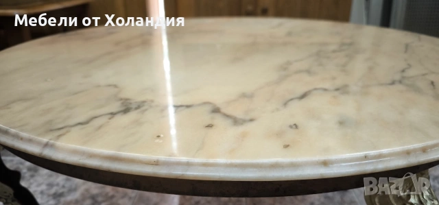 Кръгла холна маса с бронзови крака, снимка 3 - Маси - 54881182