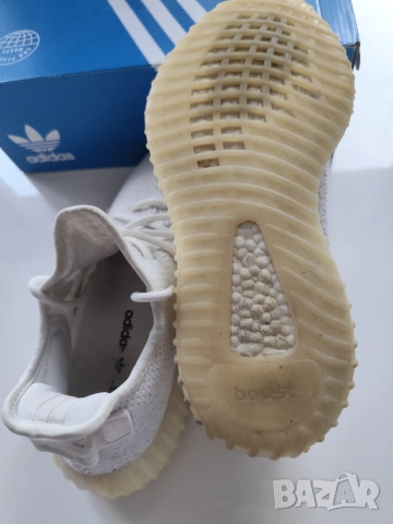 Adidas Yeezy Boost Triple White, снимка 6 - Маратонки - 54986609