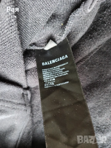 Оригинално худи Balenciaga Tape Type Ripped Pocket Hoodie (Размер XL), снимка 12 - Суичъри - 54640539