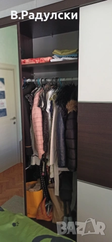 Гардероб с плъзгащи врати , снимка 3 - Гардероби - 54125675