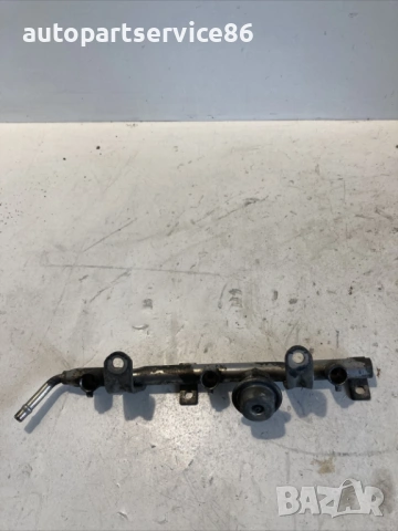 Горивна рейка дясна за Subaru Tribeca 3.0 V6 (2009) Genuine