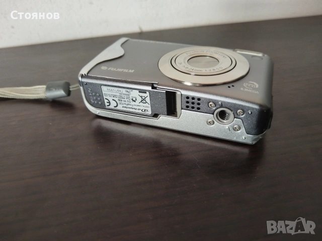 FUJIFILM FinePix F20 Zoom 6 MP 3x Optical Zoom, снимка 6 - Фотоапарати - 54753013