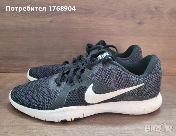 Детски маратонки Nike-38номер, снимка 2 - Детски маратонки - 54760048
