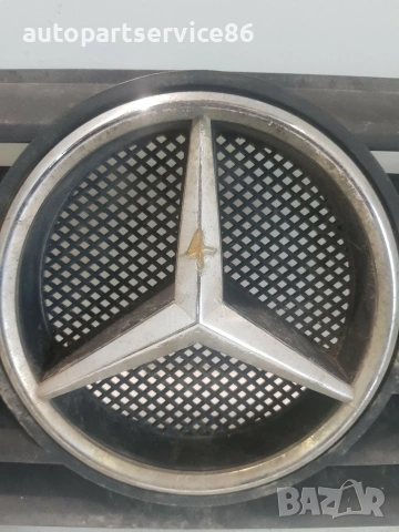 Емблема за предна решетка за Mercedes Sprinter 212 (1995-1999) 9018880123, снимка 2 - Части - 55152820