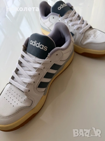 Мъжки маратонки Adidas 43, снимка 2 - Маратонки - 54601959