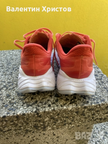 Hoka One One Carbon X,номер 42,стелка 26,5см, снимка 5 - Маратонки - 55415810