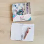 7019 Детски комплект Stitch – тефтер със спирала и химикал с 6 цвята в подаръчна кутия, снимка 1