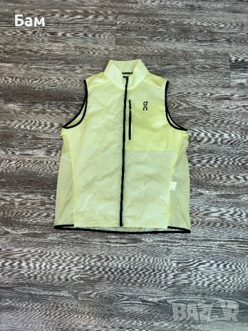 Мъжки!On Cloud Weather Vest размер М, снимка 2 - Други - 54043158
