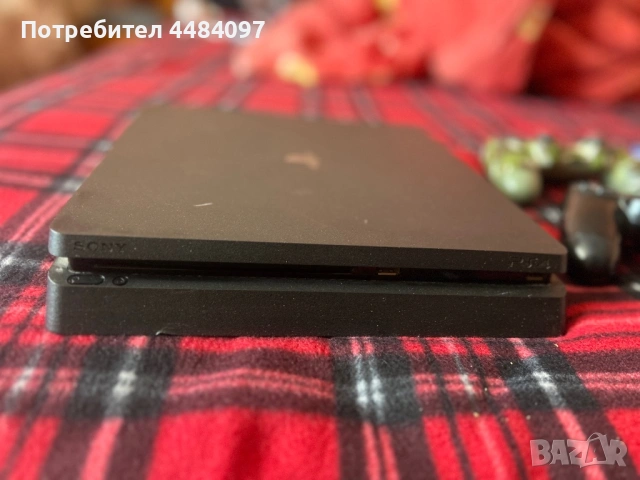 PS4 с два джойстика и шест игри , снимка 2 - PlayStation конзоли - 54793249