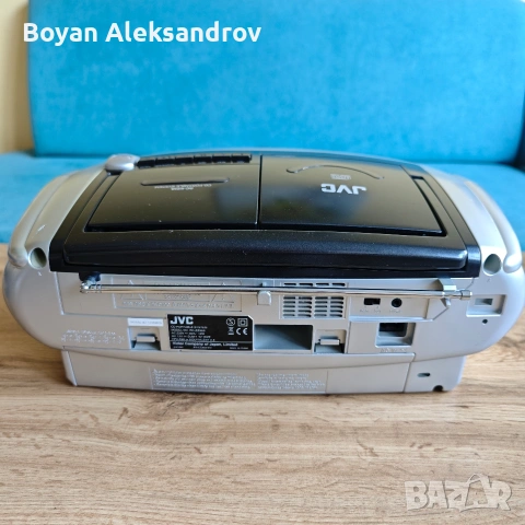 JVC RC-EZ36 радиокасетофон с USB и CD, снимка 5 - Радиокасетофони, транзистори - 54795659