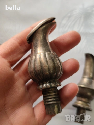 Стари посребрени тапи, за бутилки с орнаменти, снимка 3 - Антикварни и старинни предмети - 54144231