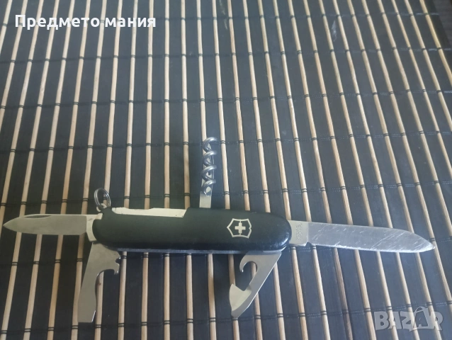 Оригинален швейцарски мултифункционален нож Victorinox викторинокс , снимка 6 - Ножове - 55070700